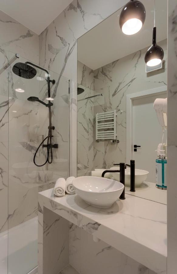 Apartamenty Prymasa Residence Varşovia Exterior foto